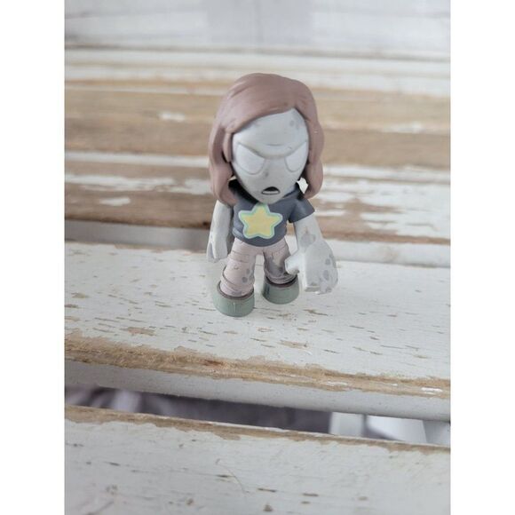 Funko 2017 nv280 zombie girl star figurine toy - Picture 1 of 6